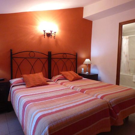 Fonda Marsal Pension Tavertet Buitenkant foto